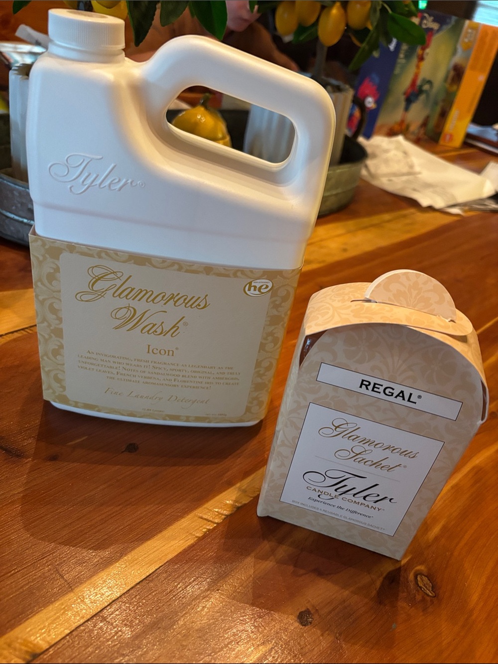 Glamorous Wash Icon Laundry Detergent & Regal Sachet